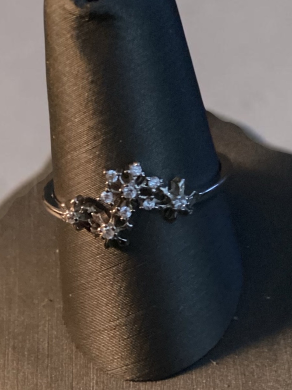 Silver Rhinestone Ring - Picture 2 of 4